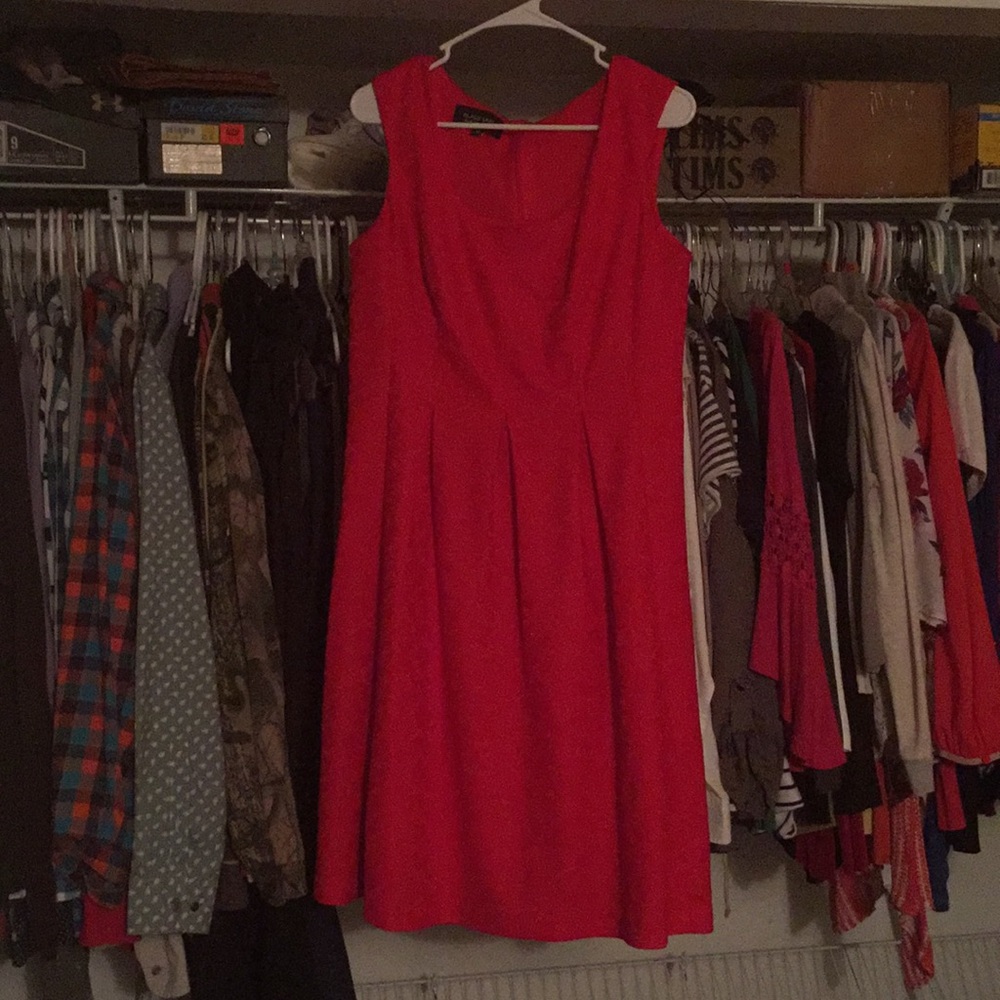 Pretty Red Dress😍